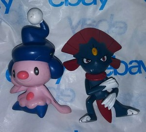 weavile figure