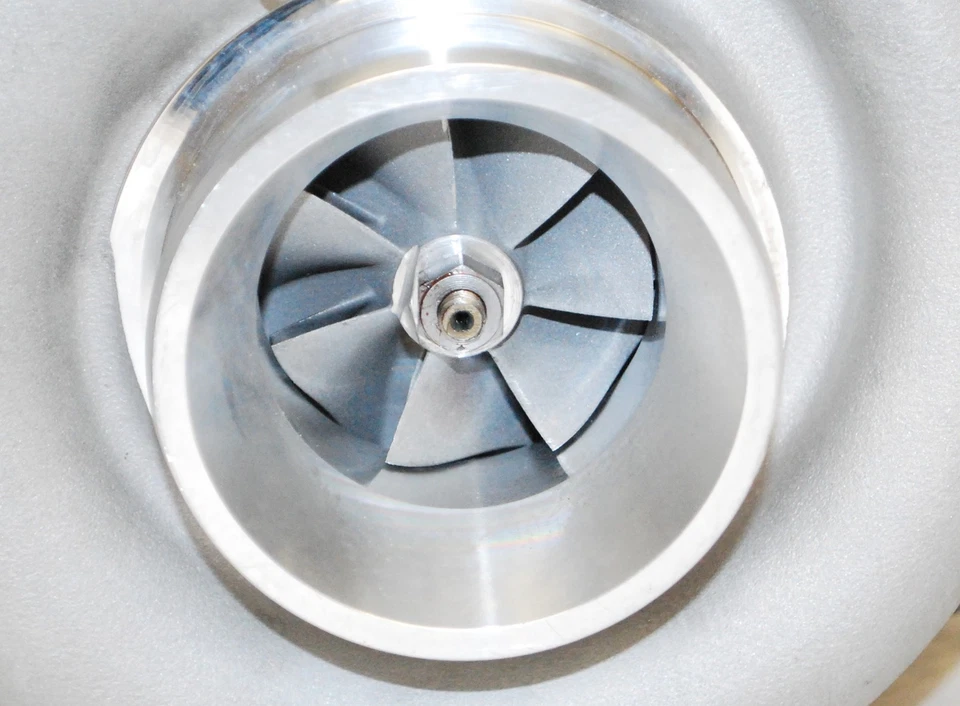 Cargador turbo GM8 96-02 Chevy Suburban/camioneta pickup motor diésel 6,5 L V8 OHV Foto 3 de 4