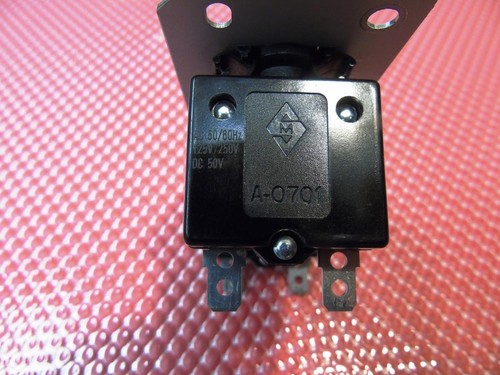 Conjunto de disyuntor copiadora Konica Minolta 7165 (2 en placa) - A-0701HC-20 - Imagen 7 de 8