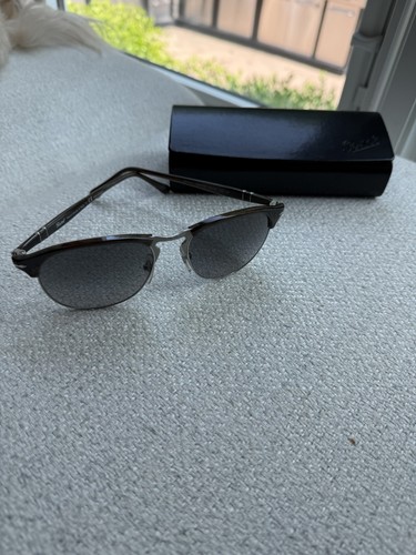 $410 Persol Made in Italy 8649S Sunglasses Grey Gradient 56mm Polarized - Picture 8 of 8