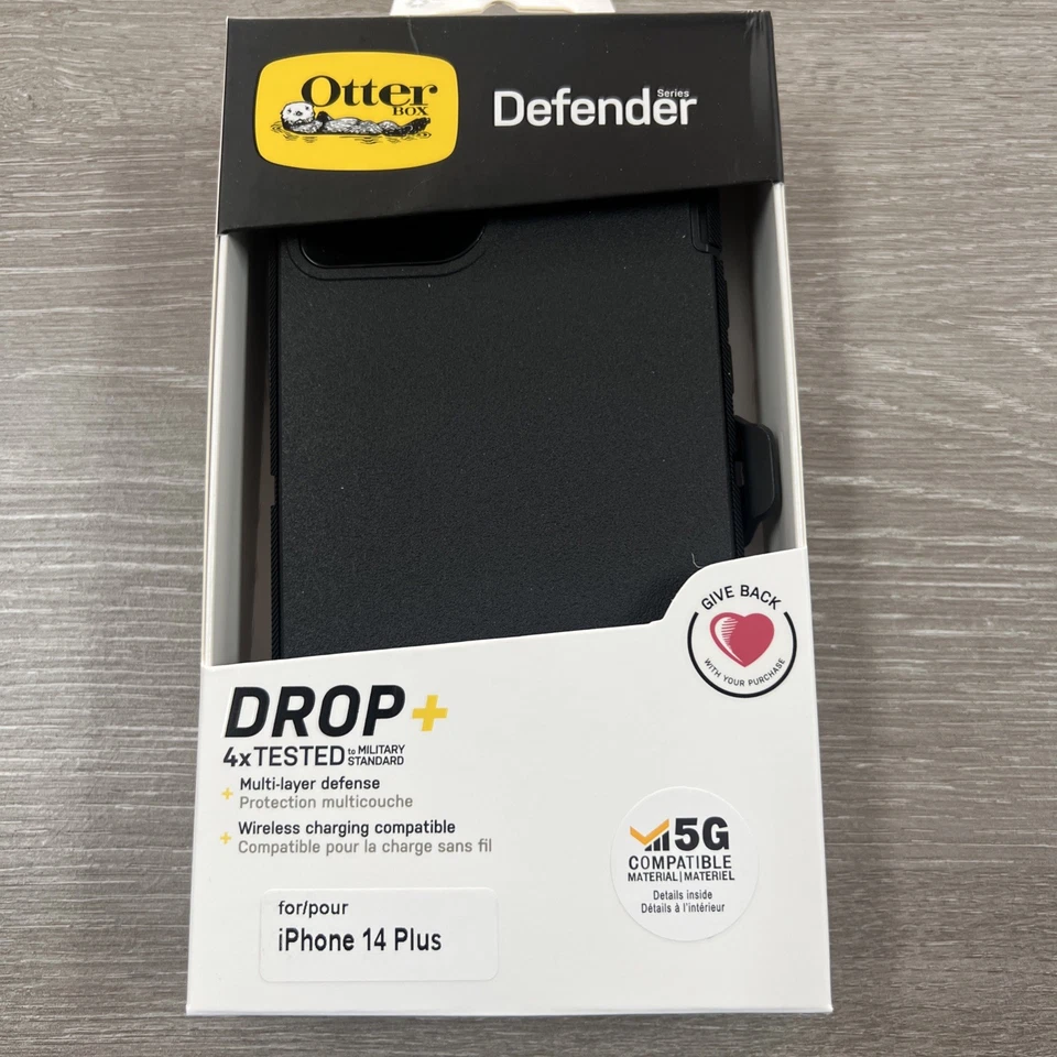 OtterBox Defender Series Case With Holster for iPhone 14 plus  - Image 2 of 3
