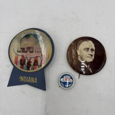 3X - 1964 LBJ LYNDON B. JOHNSON VARIVUE FLASHER DISC campaign pinback buttons