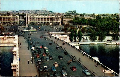 Vintage Postcard Place De La Concorde Paris France Scenic Color Std Size