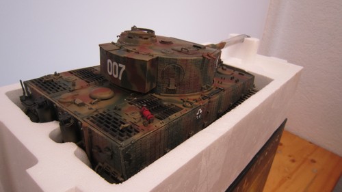 Forces of Valor Unimax 1/16 Deutsch Tiger 1 Michael Wittmann 007 Normandie - Bild 4 von 9