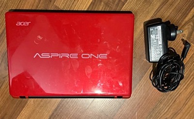 Acer Aspire One 725-0687 11.6'' Red Netbook AMD C-70 4GB No HD Charger cyberdeck?