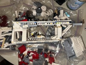 LEGO Star Wars: Republic Attack Gunship (7676)  READ DESCRIPTION