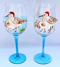Pier 1 - CHRISTMAS SANDPIPER - Set of 2 - WINE GLASSES - Handpainted