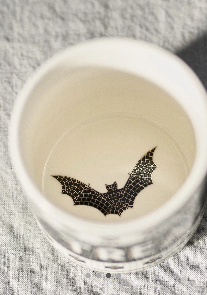 NUEVO ANTHROPOLOGIE BISTRO AZULEJO TRUCO TRATO MURCIÉLAGO CAFÉ TAZA DE TÉ COLECCIÓN HALLOWEEN Foto 3 de 4