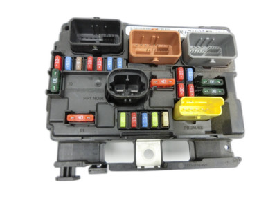 Steuergerät ECU Modul BSM SG Spannungsverteiler Steuergeräte Module für Citroen