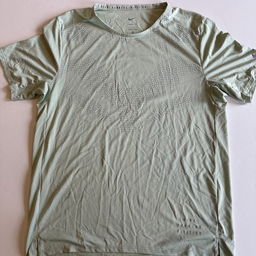 Nike Running Division hellgrün SS Dri-Fit Trainingshemd - Herren Medium