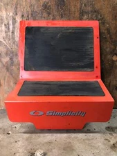 5403953C Simplicity Floor Plate from Simplicity Citation 52" Zero-Turn Mower 590