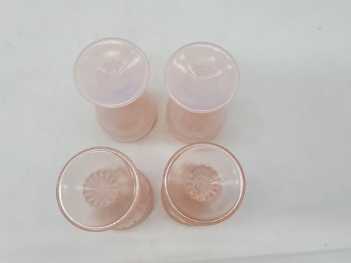 Boyd Calice Goccia a Strappo in Vetro Set di 4 Corone Toscano Opalescente Primi 5 Anni - Foto 5 di 7