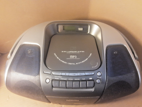 Panasonic RX-D29 Stereo System Boombox Portable CD Tape & FM Radio, READ - Picture 5 of 10