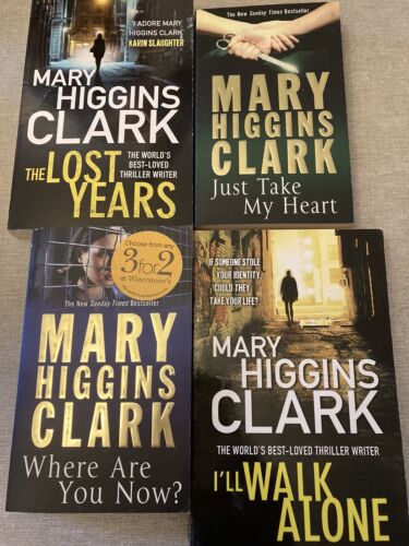 Mary Higgins Clark paperback bundle (4) (others available to tailor the bundle) - Photo 1/1