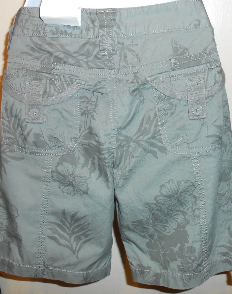 Pantalones Cortos Arizona Niñas Boot Camp Estampado 8 1/2 Verde Nuevos con Etiquetas Foto 2 de 2