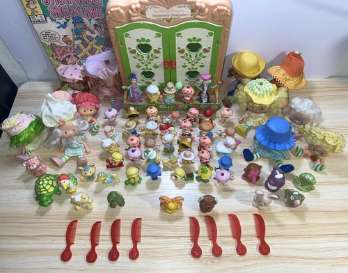 Vintage Strawberry Shortcake Lot 80s, 12 Dolls, 13 Pets 39 Mini, Comic, Cabinet