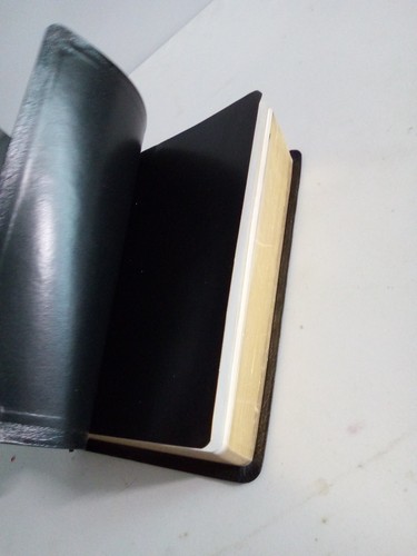 Nelson Study Bible NKJV (Nelson Complete Study System) #2885 - Picture 10 of 24