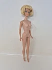 VINTAGE BARBIE BLONDE BEND LEG AMERICAN GIRL BARBIE DOLL