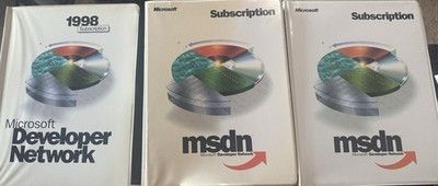 Vintage Microsoft MSDN Developer Network CD Lot 89 Discs + 3 Ordner