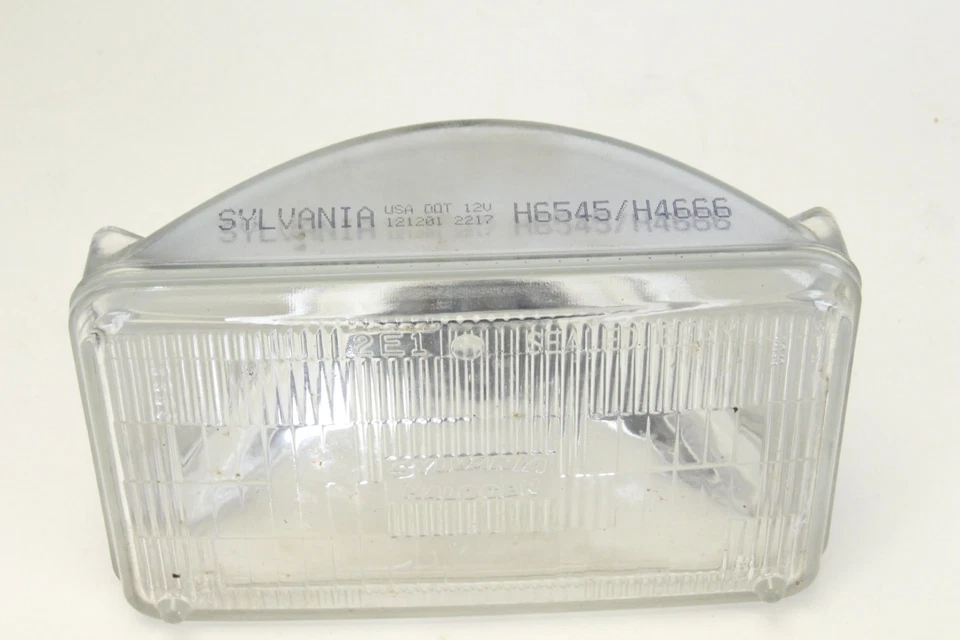 Repuesto de faros halógenos de haz sellado Sylvania H4666 XtraVision 2 piezas Foto 2 de 4