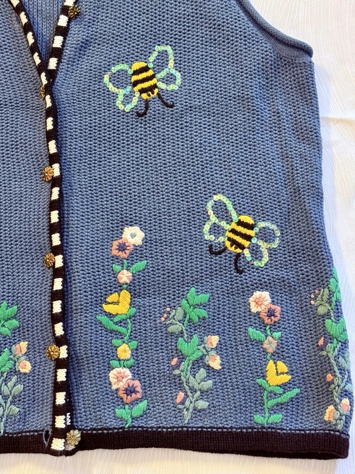 The Quacker Factory Sweater Vest 1X Bumble Bee Embroidered Floral Grannycore Y2K - Image 3 of 4