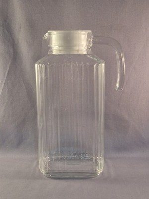 Vintage MCM Luminarc Ribbed Glass Square Pitcher with White Plastic lid. 10 in