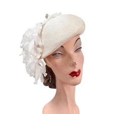 VTG 1950s Gwenn Pennington White Straw Cocktail Hat Ribbon Loops Parisian Glam