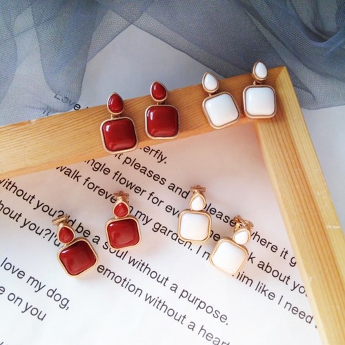Women's Gold Retro Style Red White Square Rhombus Stud Earrings Jewellery Gift - Picture 5 of 12
