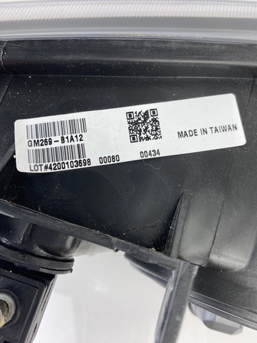 Fits 2003-2006 Chevy Silverado 3500 Headlight Driver Side - Picture 7 of 8