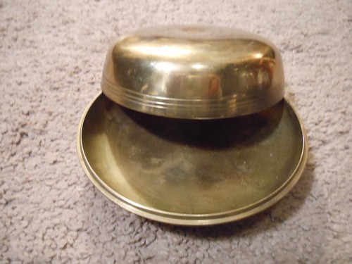 VTG SOLID BRASS LIDDED TRINKET BOX, PAINTED ENAMEL POINTSETTIA HOLLY, INDIA - Picture 8 of 15