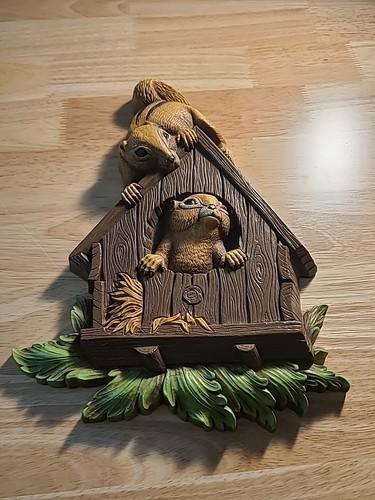 Vintage 1977 Homco Dart Eichhörnchen Schimpansen Vogelhaus Haus Wandbild hängend - Bild 2 von 5