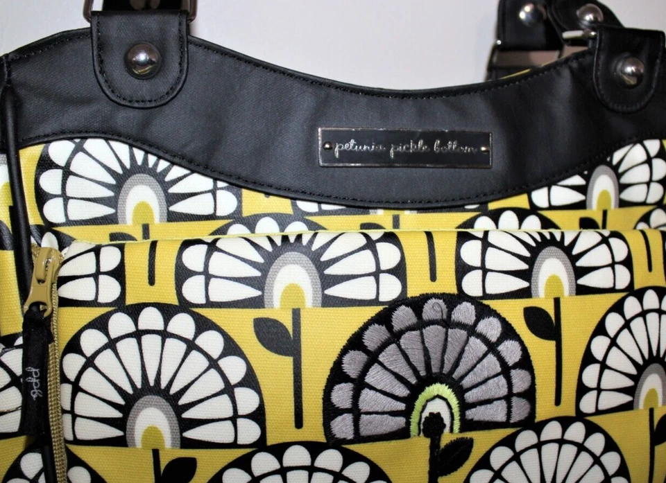 🔥Petúnia Pickle Bottom City Venturing Vienna Bolsa Transversal para Fraldas Trocador - Imagem 4 de 4