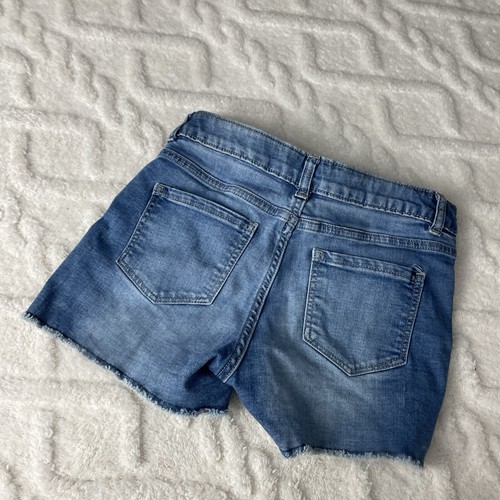 Wonder Nation Blue Stretch Fry Hem Denim Shorts Girls Size 12 Years Old Casual - Picture 2 of 15