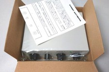 CAT-10 Comet Coupleur Manuel Antenne Tuner 3.5-50Mhz Deux Antennes Connecté LED