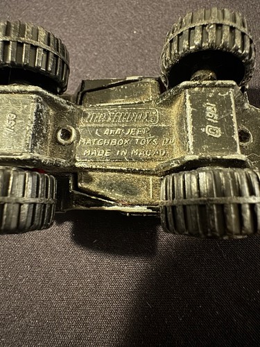 2⅜" Rare 1/64 1981 Matchbox Jeep Laredo 4x4 Black Diecast Loose Toy Parts/Repair - Picture 2 of 2