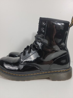 Dr. Doc Martens 1460 Y Womens Size 6 Lace Up Boots Black Patent Leather