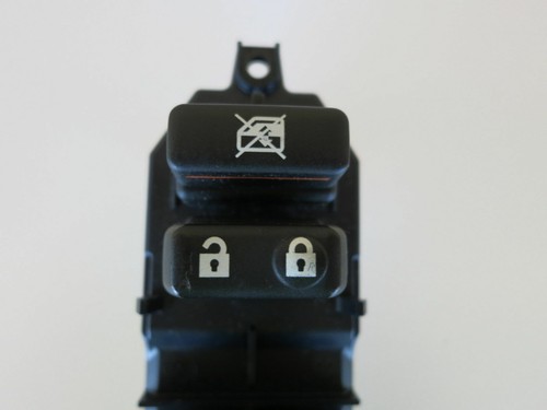 08 09 10 11 12 13 14 MATRIX DRIVERS SIDE LEFT MASTER WINDOW SWITCH OEM M4396 - Picture 2 of 6