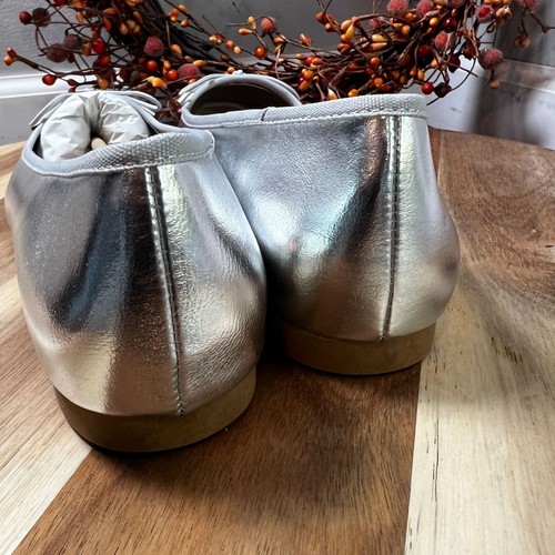 Zapatos sin cordones Steve Madden para mujer aparentemente planos de ballet talla 10 en metal plateado - Imagen 6 de 10