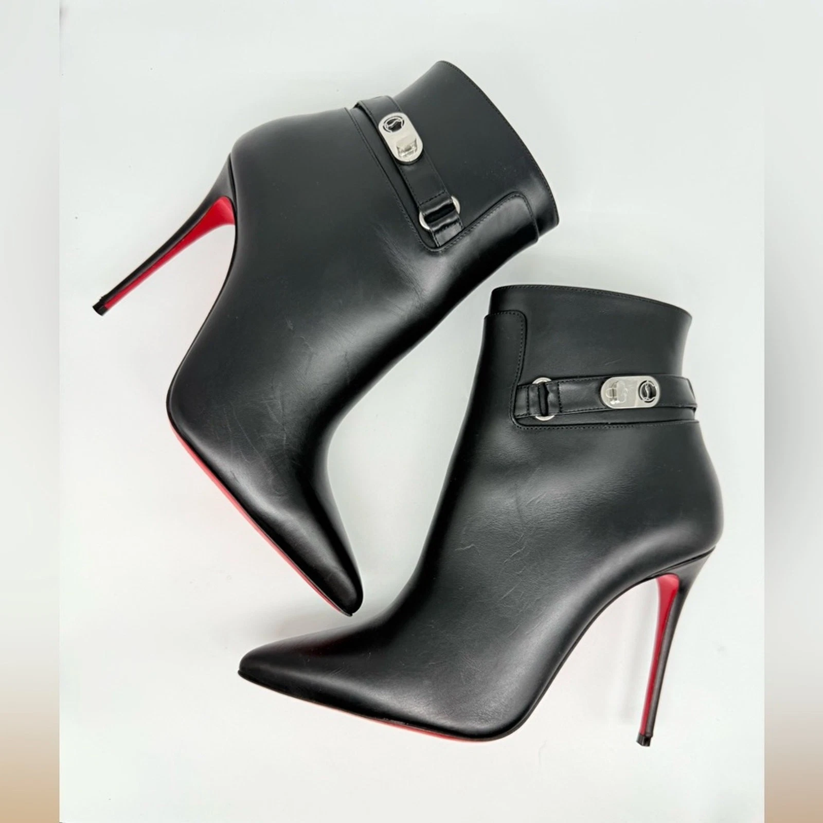 Christian Louboutin — Christian Louboutin Black Leather Lock Me so Kate 100mm Ankle Boots EU 39