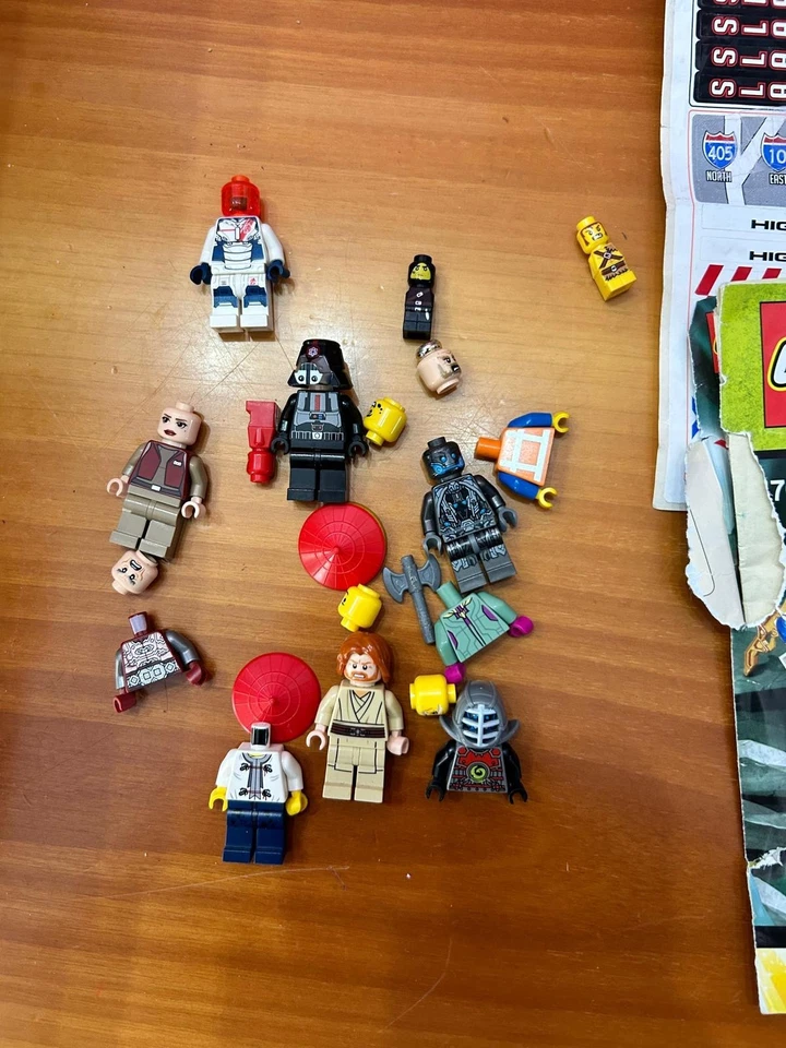 Lotto Lego Vari Minifigure, Marvel Star Wars City - Immagine 2 di 4