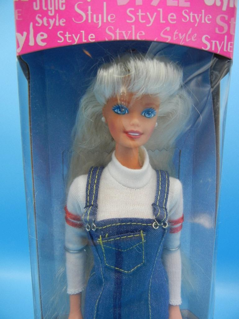 Vintage 1995 Mattel Barbie Style Doll #14476 Denim Jumper Sealed