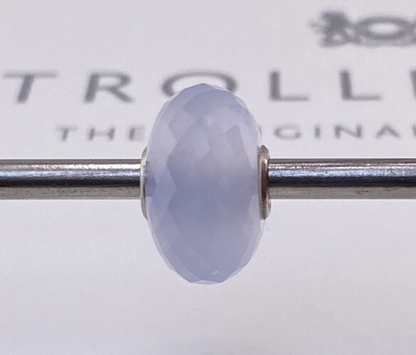 Cuenta de calcedonia facetada Trollbeads Foto 2 de 4