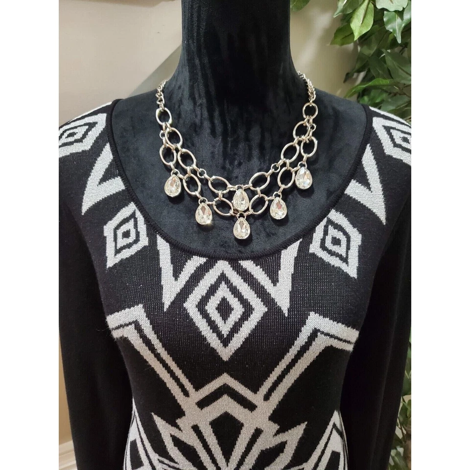 Vestido Suéter Grande Laundry by Design Negro Cuello Redondo Manga Larga Hasta la Rodilla Foto 2 de 4