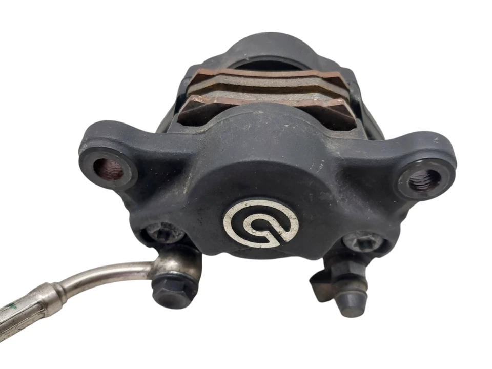 Alicates Freno Brembo Post. Original Triumph Speed Triple 1200 Rs 2023 10452Km - Imagen 2 de 4