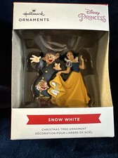 2024 Hallmark Ornament Snow White the 7 Dwarves Dopey Happy Disney Princess New