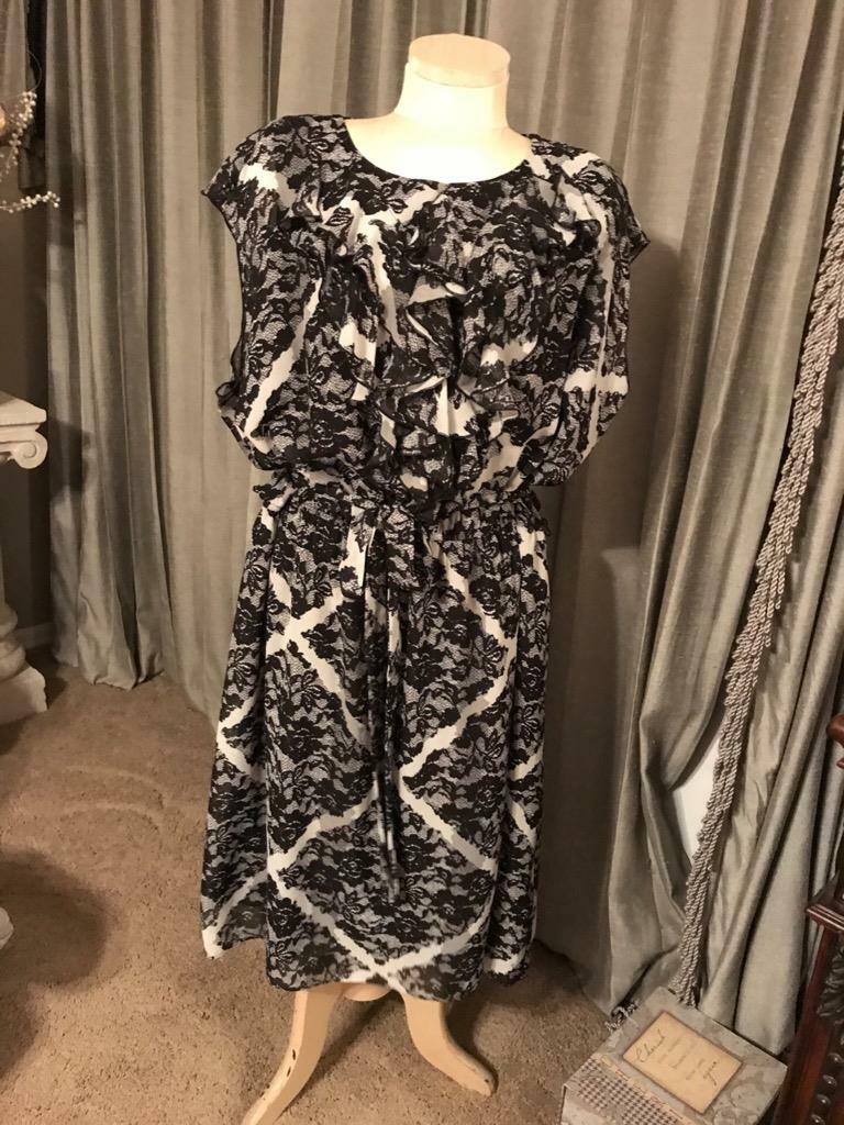 NWOT WOMENS EMMA & MICHELE SHEER RUFFLED BODICE LACE PRINT DRESS WITH TIE 24W NWOT WOMENS EMMA & MICHELE SHEER RUFFLED BODICE LACE PRINT DRESS WITH TIE 24W