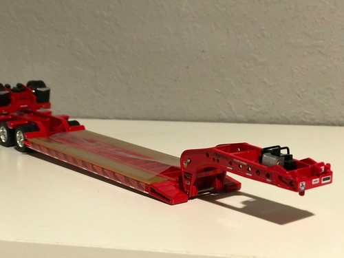 NEW DCP RED 1/64 Fontaine Lowboy w/ Detachable Goose & 4th Flip - 第 1/2 張圖片