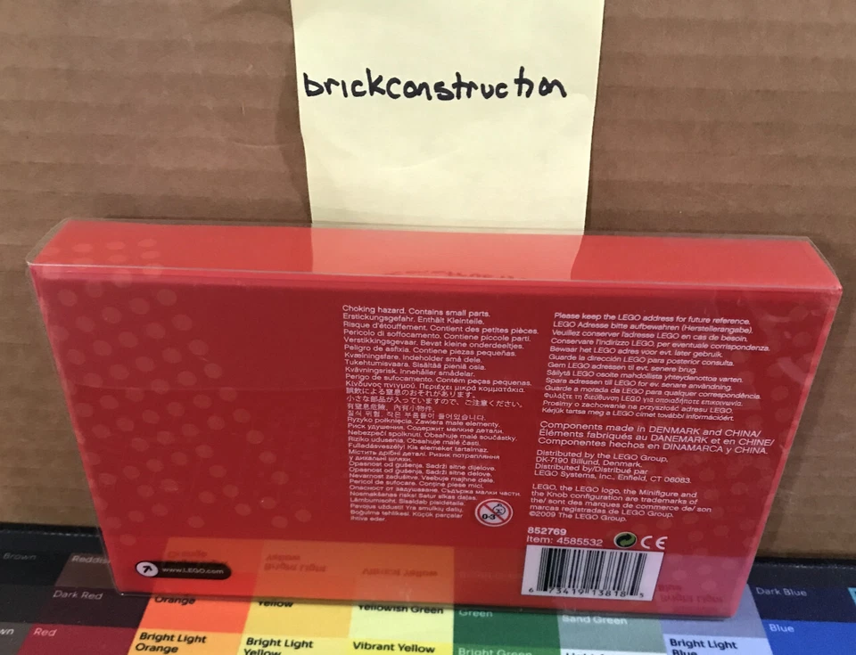 LEGO 852769 Vintage Minifigure Collection Number 5 - New and Factory Sealed! - Image 2 of 4