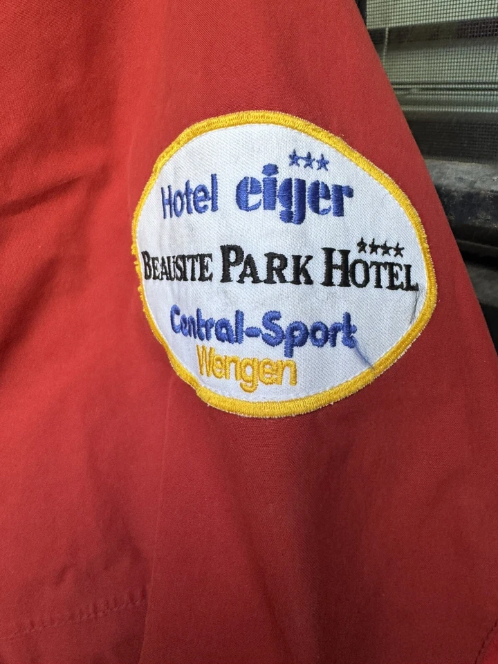 Patagonia Insulated GoreTex Ski Jacket Red Size L Wengen Switzerland Ski School - Image 4 of 4