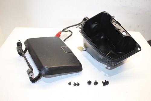 2001 - 2005 Honda GL1800 FRONT LEFT STOREGE COMPARTMENT BOX OEM - Picture 2 of 13